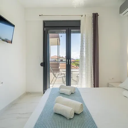 Sithoniars Sea Nomad Luxury Maisonette