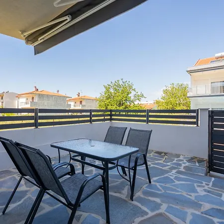 Sithoniars Sea Nomad Luxury Maisonette *