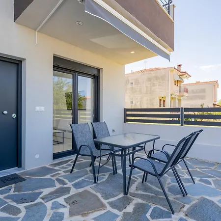 Sithoniars Sea Nomad Luxury Maisonette Hébergement de vacances *