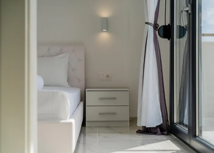 Sithoniars Sea Nomad Luxury Maisonette *